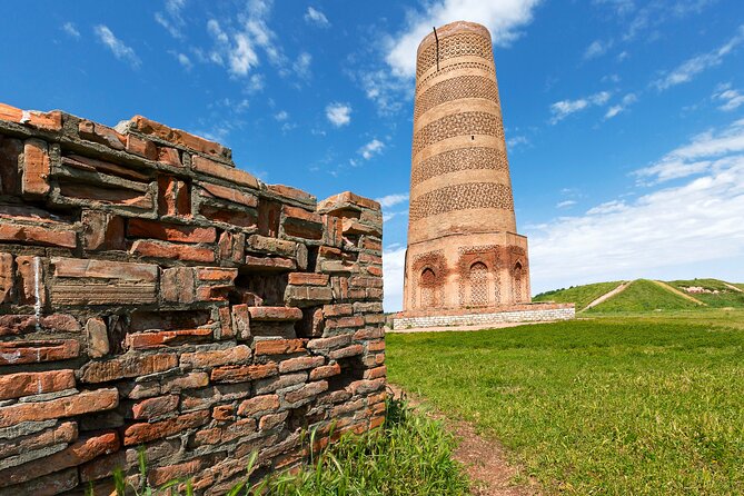 2-Day Issyk Kul Small Group Tour with Yurt Stay and Eagle Show - A free morning in Tong with optional horse riding