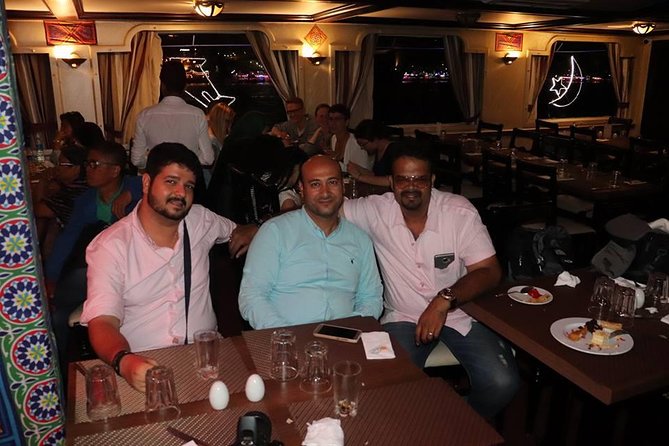 2-hours night dinner cruise show : Eat , Dance and Sing - Reaching the river from Cairo or Giza