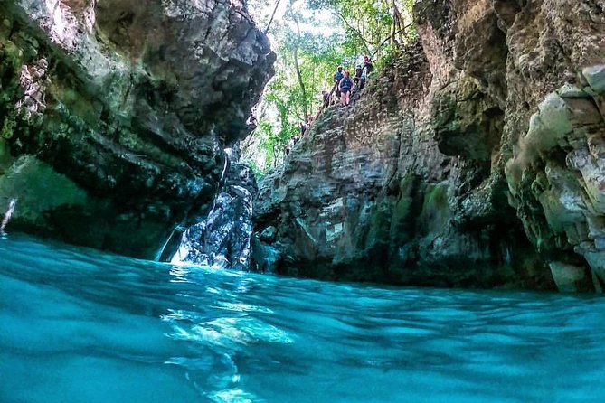 27 Waterfalls Damajagua Tour from Cabarete Sosua & Puerto Plata - The 40-minute cigar factory stop