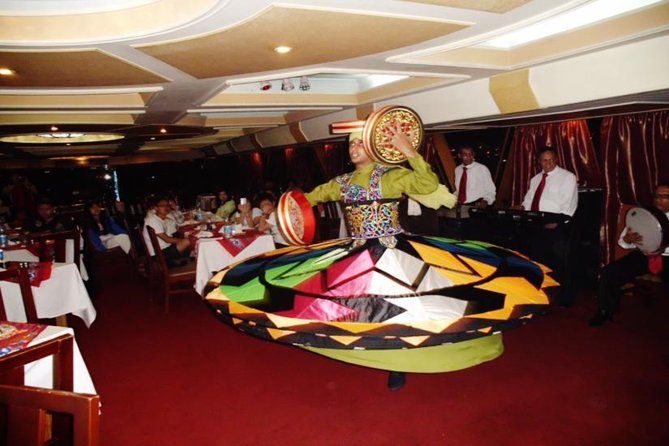 5 Stars Nile Dinner Cruise with Live Show include Transportation - Who should book this Nile dinner cruise?