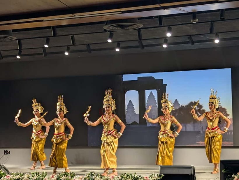 A Night To Remember: Apsara Dance Show with Buffet Dinner - Key points at a glance