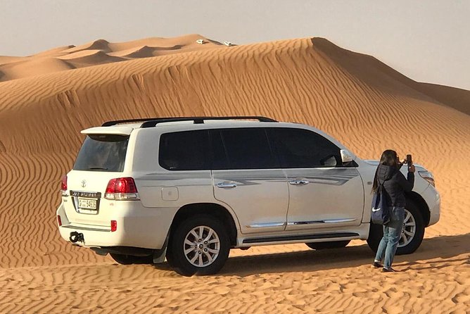 Abu Dhabi 4x4 Desert Safari BBQ Dinner , Camel Ride , Belly Dance - Who should book this evening safari