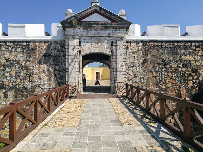 .Acapulco History Cultural Tour & Cliff Divers Show w/Lunch - Is the $116 price fair?
