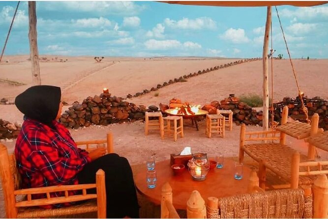Agafay Desert: Dinner + Show with Quad Bike & Sunset Camel Ride - Music, dancing, and the fire show