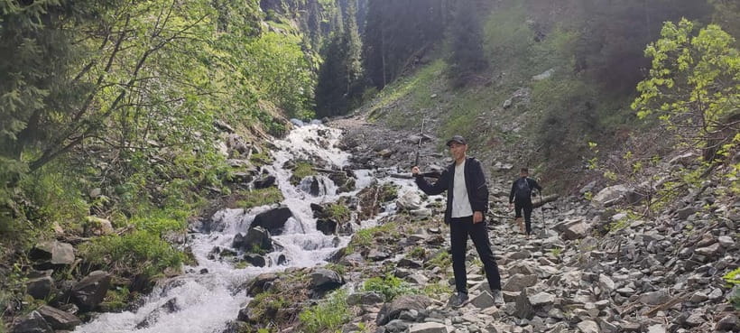 Almaty: Falconry show and Big Almaty Gorge - How the five-hour schedule works