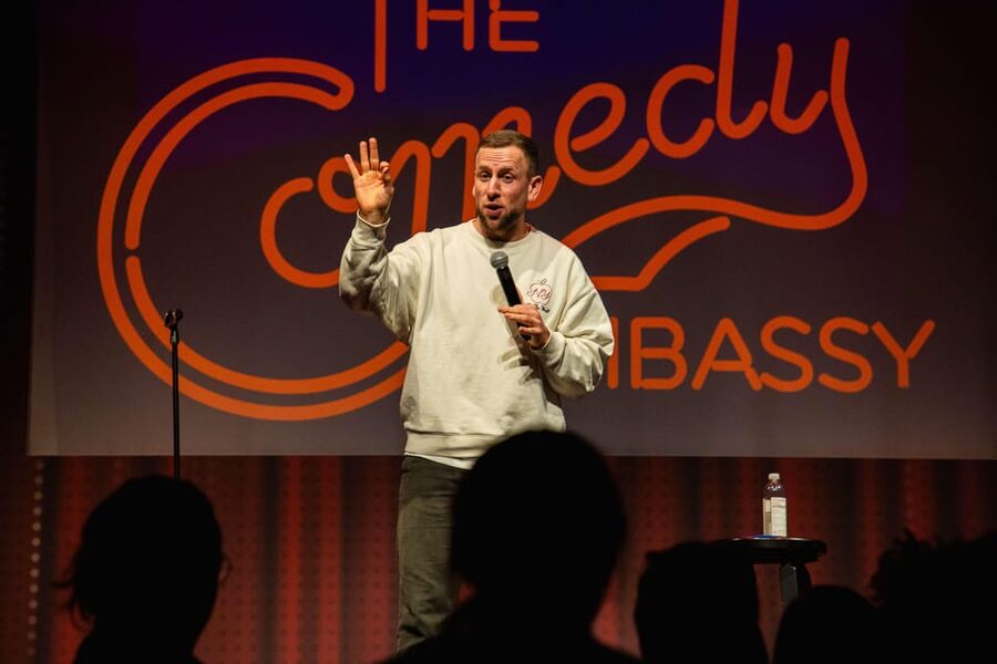 Amsterdam: The Comedy Embassy Stand-Up Show - The two-hour format and what happens inside