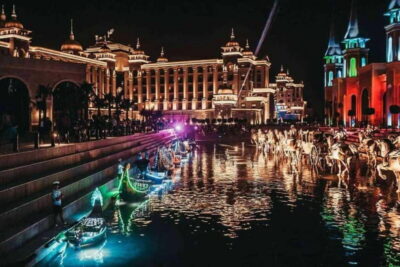 Antalya/Belek/Lara: Land Of Legends Night Show Transfer