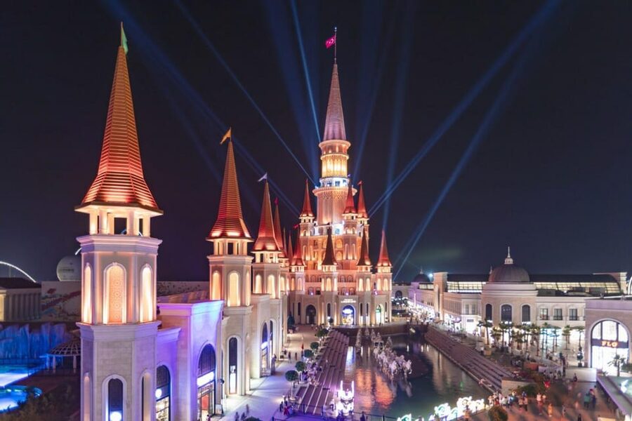 Antalya Land of Legends Night Show & Transfers - How much entertainment can fit into three hours