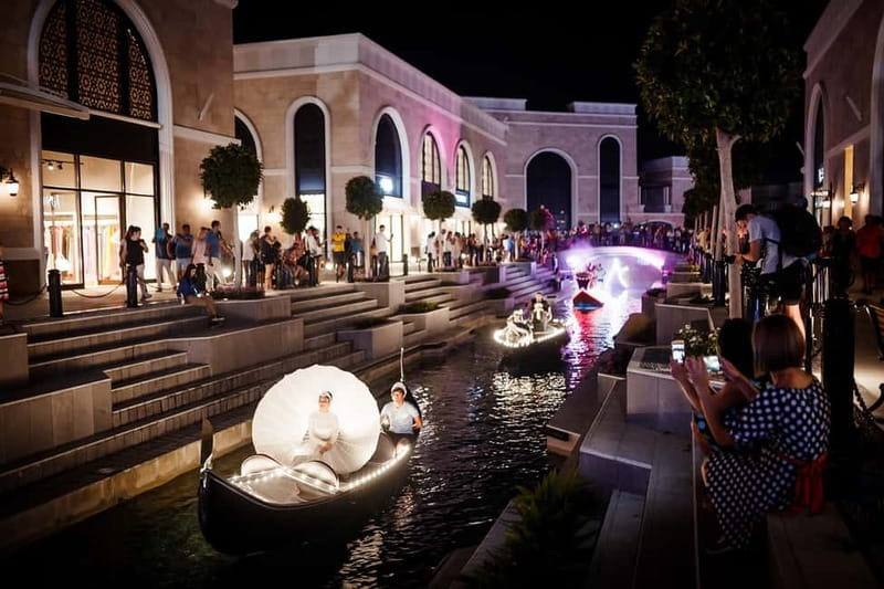 Antalya: The Land of Legends Night Show & Shopping Avenue - The Chimera Fountain Show