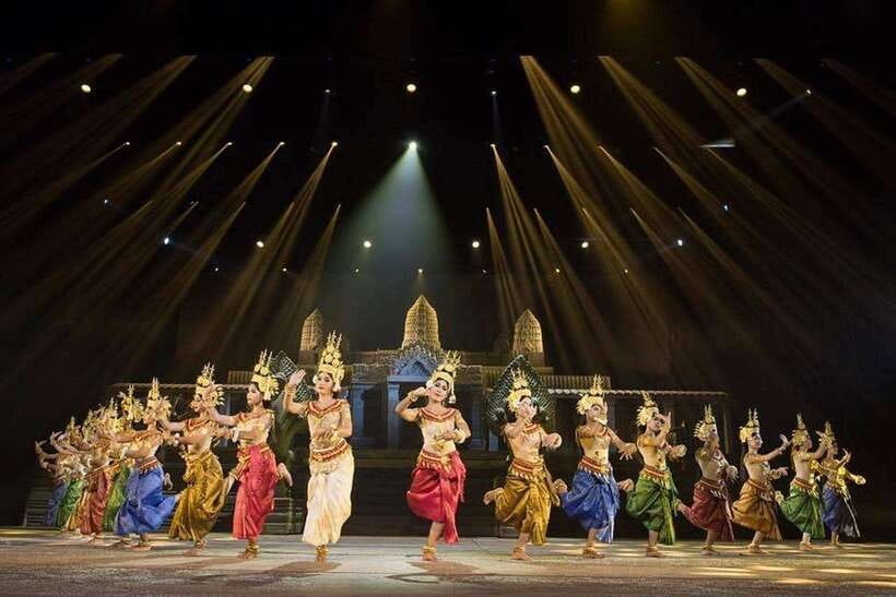 Apsara Performance Including Buffet Dinner & Hotel Pick up - What your 2.5-hour evening looks like