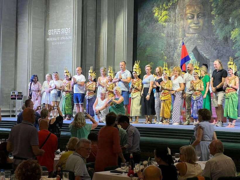 Apsara Performance with Dinner include Pick up & Drop off - Apsara dance, Cambodia’s graceful court tradition