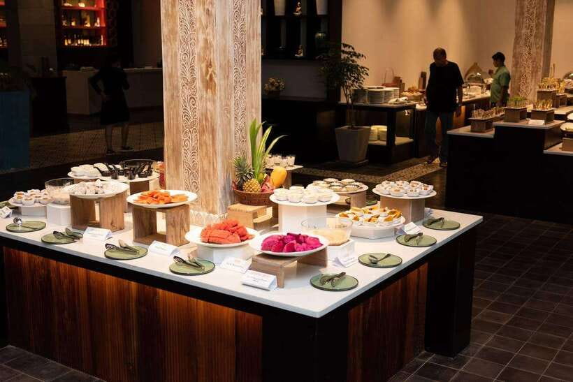 Apsara Performance with Dinner include Pick up & Drop off - The Khmer buffet: what you are likely to find