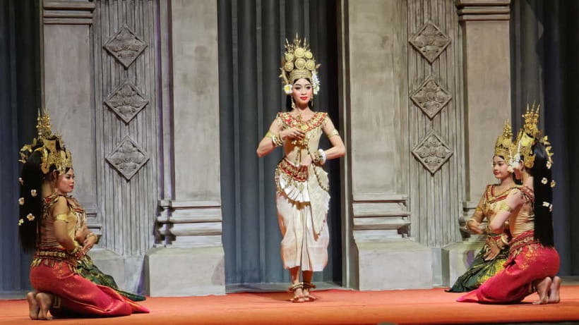 Apsara Performance with Dinner include Pick up & Drop off - Timing, comfort, and practical details