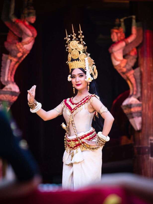 Apsara Theater Performance include dinner & Hotel pick up - A gentle introduction to Khmer performance