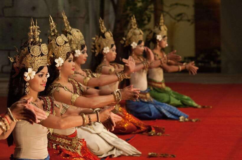 Apsara Traditional Dances & Local Buffet with Tuk-Tuk Ride - Apsara Dance Makes Myth Visible