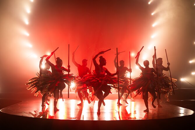'Auana by Cirque du Soleil at the Waikiki Beachcomber Hotel - A Hawaiian story told in Cirque style