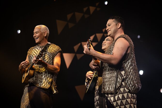 'Auana by Cirque du Soleil at the Waikiki Beachcomber Hotel - Why the intimate Waikiki theater matters