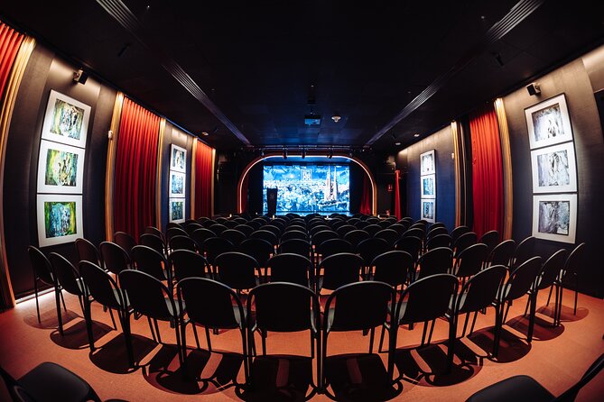 Authentic Flamenco Show at the Barcelona Flamenco Theater - Getting there and settling in
