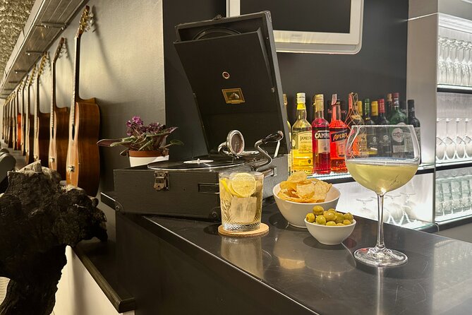 Authentic Flamenco Show Barcelona : Intimate Casa Sors Experience - Location and practical planning