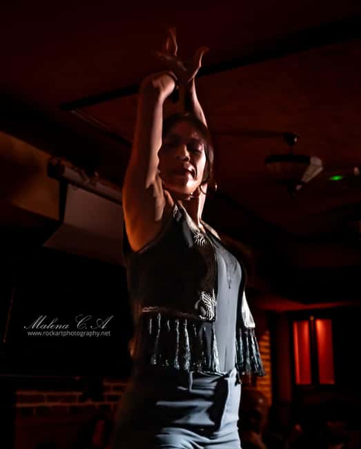 Authentic Flamenco Show Valencia - Should you eat at Hard Rock Cafe?
