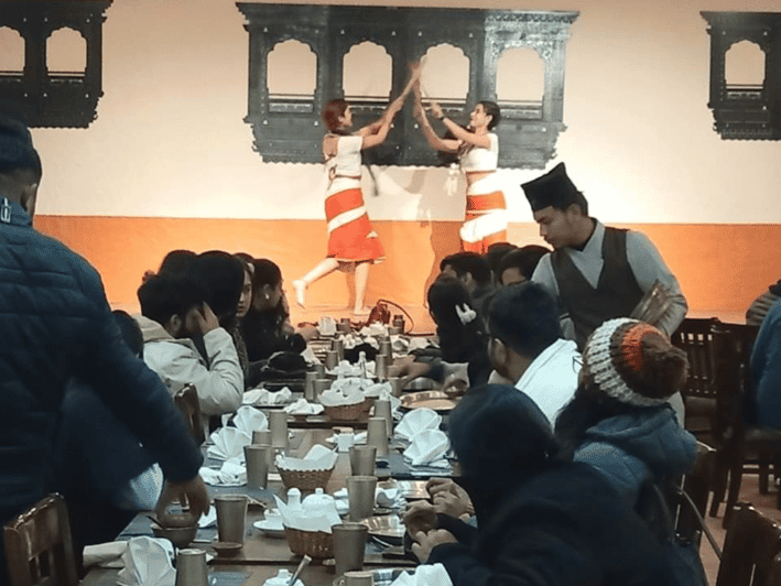 Authentic Nepali Evening: Traditional Food and Cultural Show - Appetizers and the welcome drink