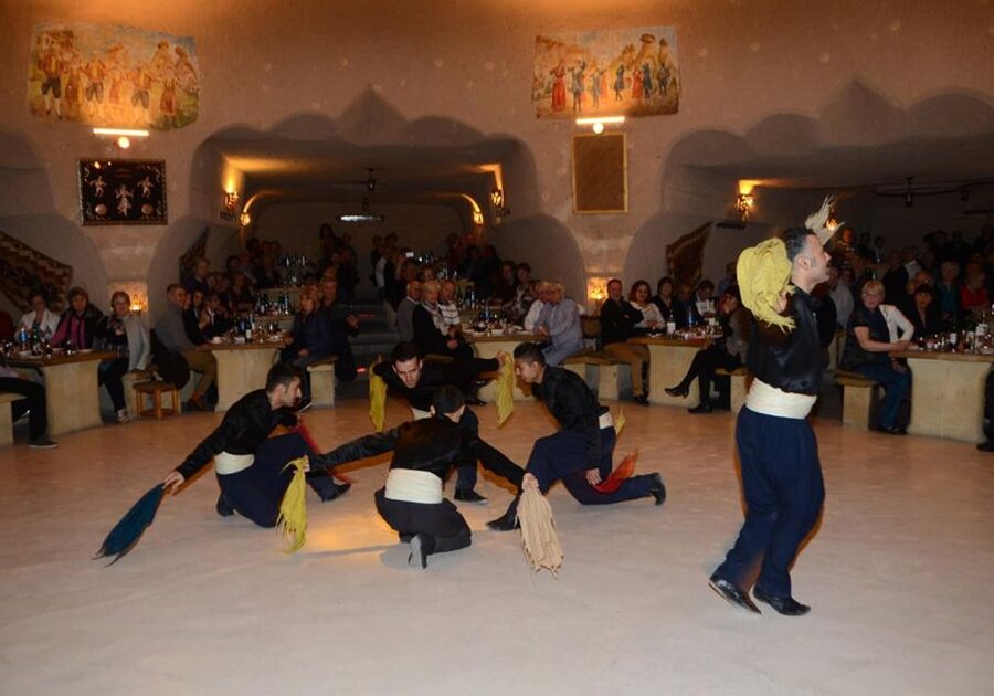 Avanos: Turkish Music and Dance Show with Dinner & Drinks - Dinner arrives between performances