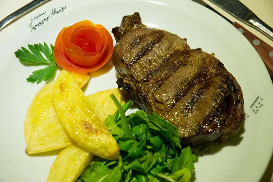 BA: Tango Show and Optional Dinner at Esquina Homero Manzi - Transport, seating, and practical details