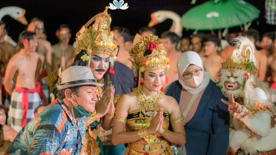 Bali: Melasti Beach Kecak Dance Show Tickets - Who will enjoy this performance most