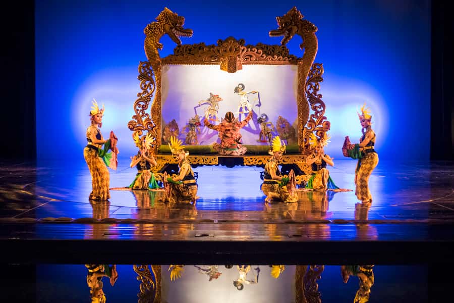 Bali Nusa Dua Theatre: Devdan Show Tickets - The family factor, from monkeys to audience interaction