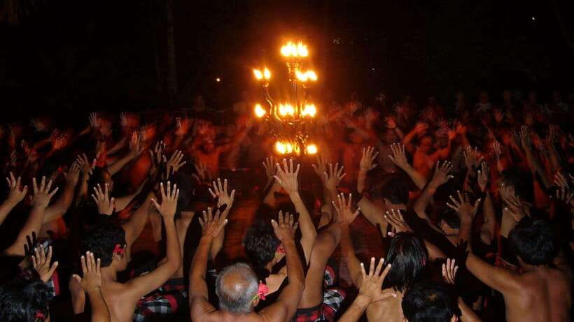 Bali: Ubud Kecak and Fire Dance Show Tickets - Why the chanting is the main event