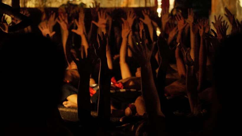 Bali: Ubud Kecak and Fire Dance Show Tickets - Seating, weather, and what to bring