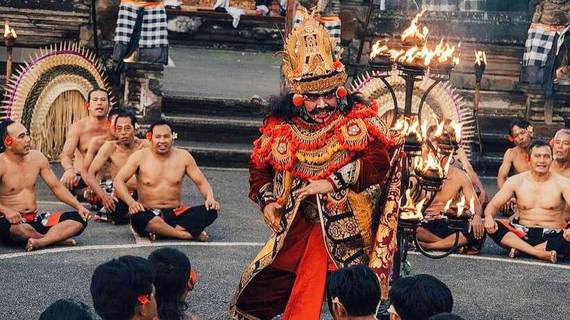 Bali: Ubud Kecak and Fire Dance Show Tickets - What happens during the one-hour performance