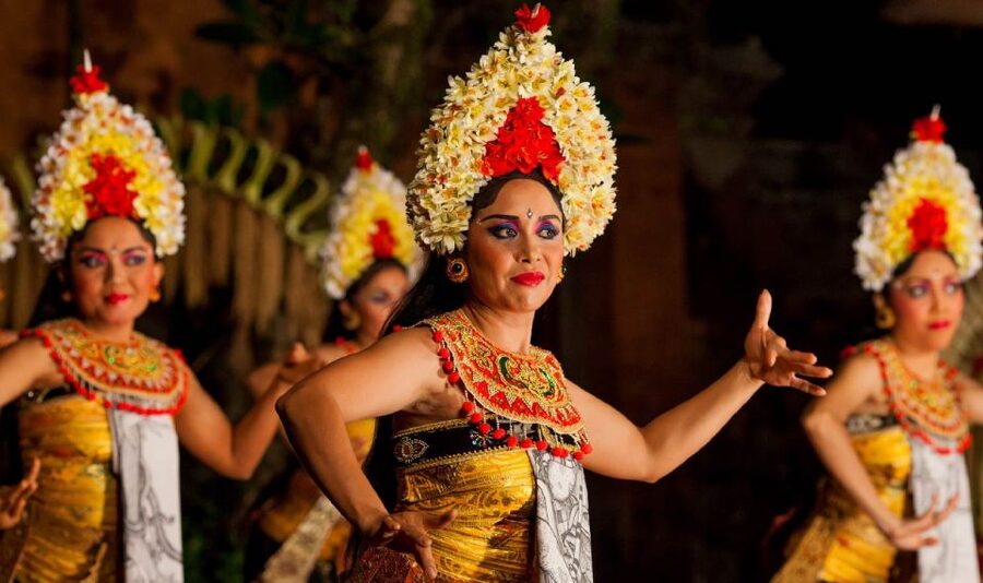 Bali: Ubud Palace Legong Dance Show Ticket - Why Legong at Ubud Palace is worth your evening