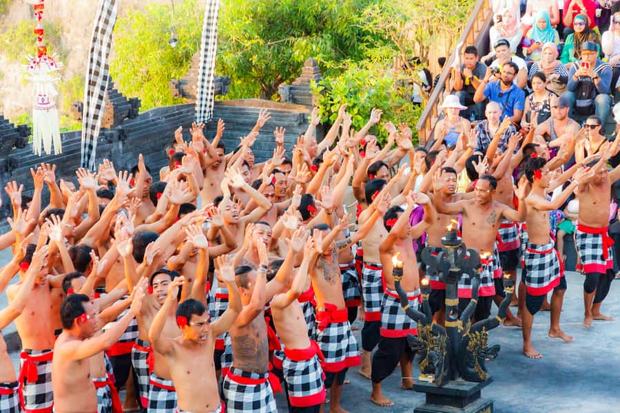 Bali: Uluwatu Kecak and Fire Dance Show Entry Ticket - Exchanging your voucher for the real ticket
