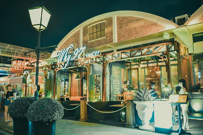 Bangkok Calypso Cabaret & Dinner Cruise Ticket optional Transfer - Who will enjoy this Bangkok evening
