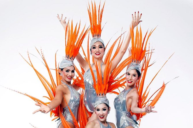 Bangkok Calypso Cabaret Show at Asiatique (Ticket) Thai Ladyboy Show Thailand - Arriving at Asiatique The Riverfront