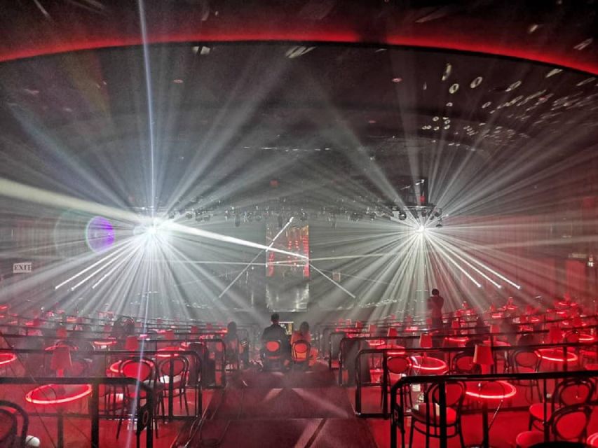Bangkok: Calypso Cabaret Show with Optional Dinner - The stage is built around costume and personality