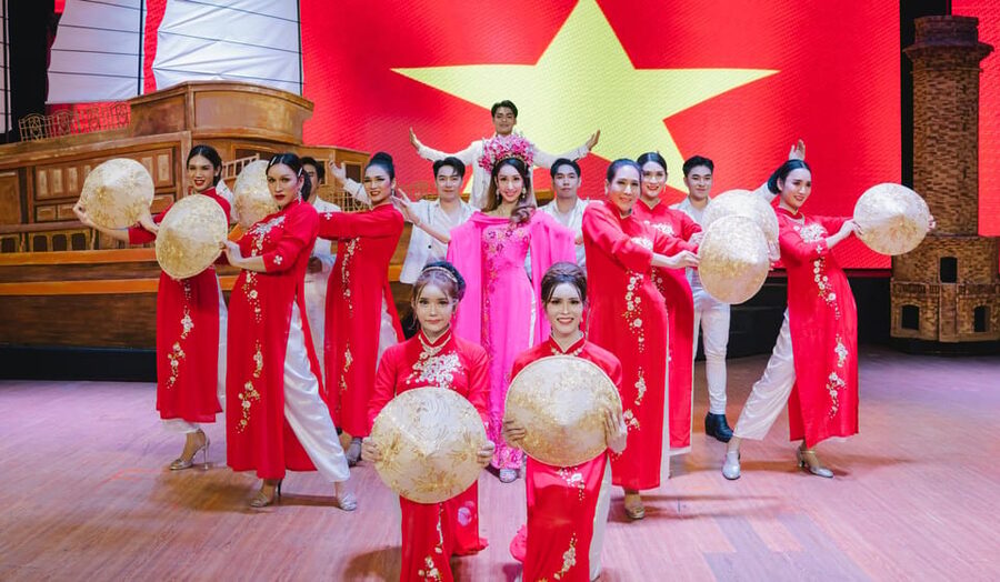 Bangkok: Golden Dome Cabaret Show Entry Ticket - Cost and What the $19 Ticket Buys