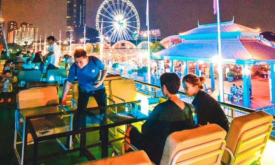 Bangkok: Royal Princess Cruise with Buffet Dinner & Show - Who will enjoy this cruise most