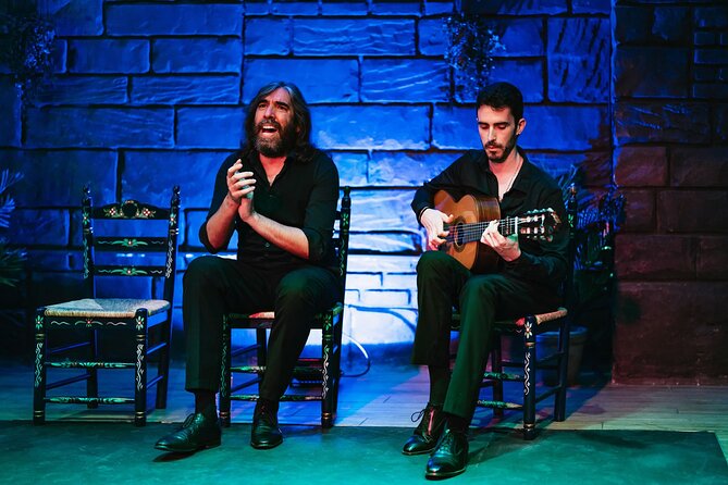 Baraka Triana. Flamenco show with drink - A one-hour performance with four distinct voices