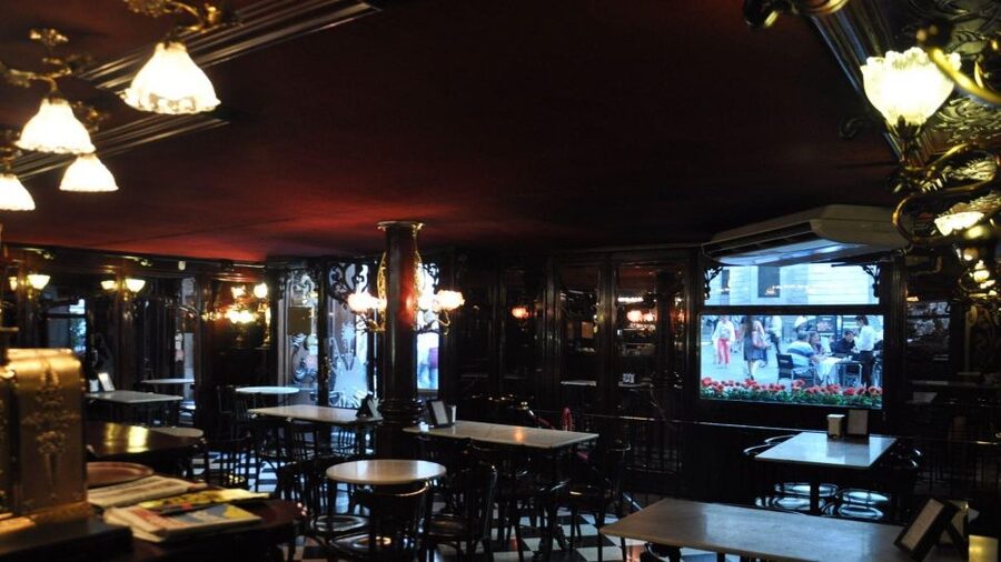 Barcelona: Exclusive Flamenco Show at El Paraigua with Drink - Booking flexibility and practical details