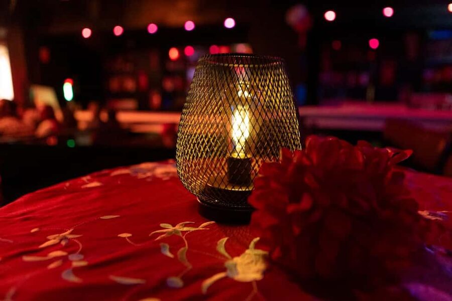 Barcelona: Flamenco Show with Drink Option at La Rambla - What the performers bring to the room