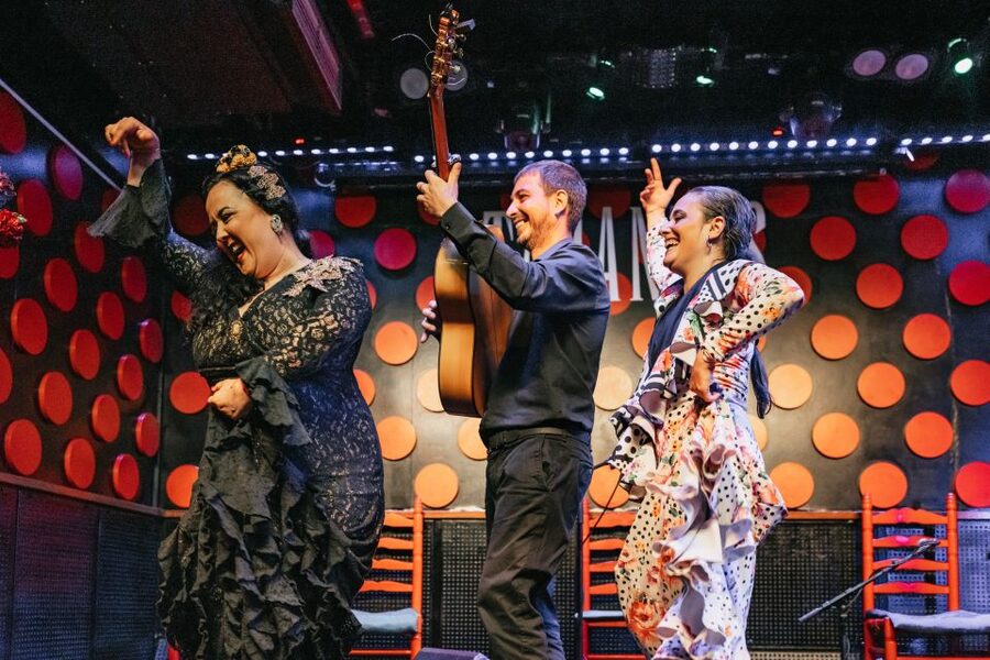 Barcelona: Los Tarantos Flamenco Show - Food and drinks are separate decisions