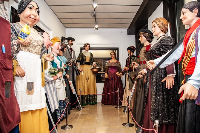 Barcelona Old Town Tour With Optional Flamenco Show - Plaça del Rei above the Roman road