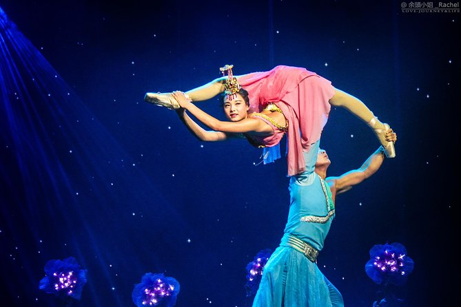 Beijing Evening Acrobatic Show in Red Theater + Private Transfer - Why the Red Theater show works well for an evening in Beijing