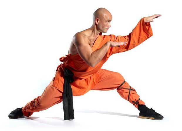 Beijing Evening Tour: Chaoyang Theatre Acrobatic Show (Transfer) - Key points to know before booking