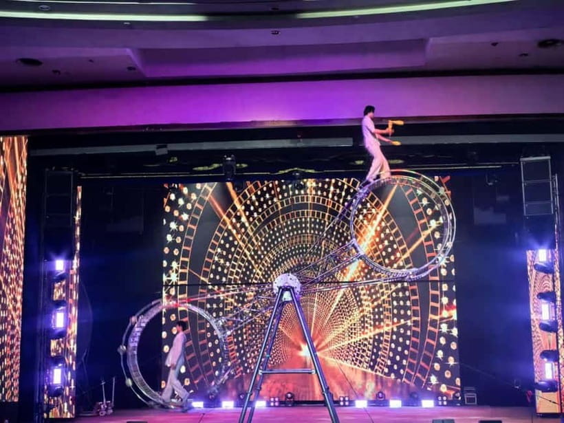 Beijing: Qinle Palace Acrobatics Show Ticket - What the One-Hour Show Is Really Like