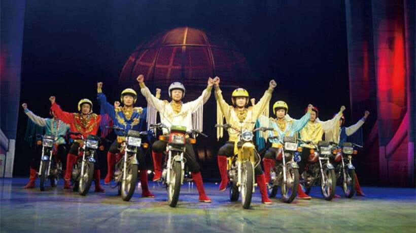 Beijing: Red Theatre Acrobatics Show Ticket-Local Must-See - Seats, ticket collection, and timing
