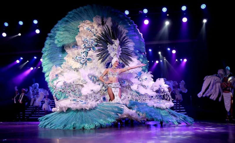 Benidorm: Show at Benidorm Palace - A Vegas-style show with a Mediterranean address