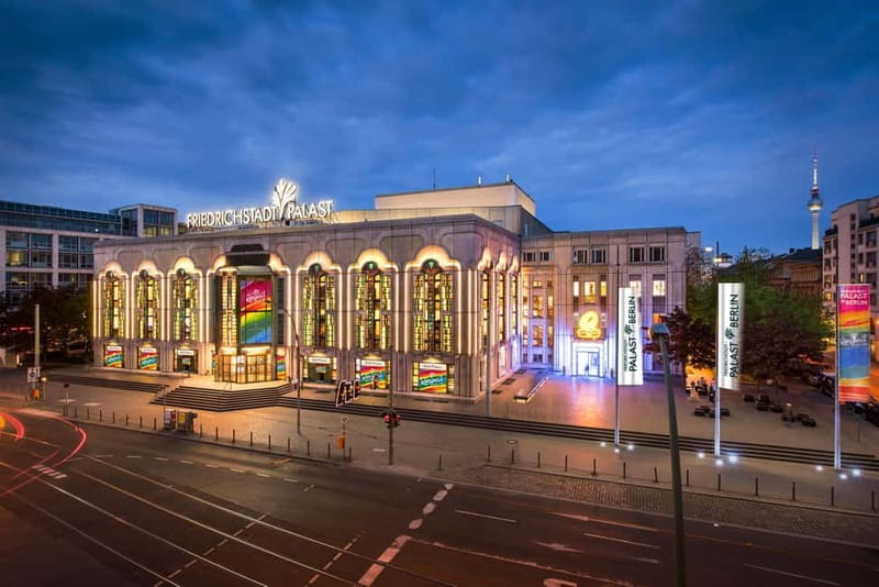 Berlin: BLINDED by DELIGHT Grand Show at Friedrichstadt-Palast - Should you book BLINDED by DELIGHT?